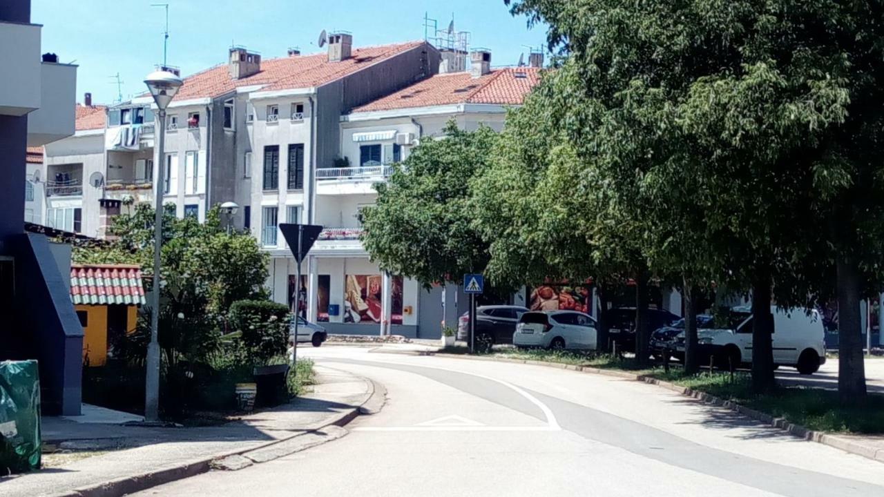 Studio Apartman Lena Umag Exterior photo
